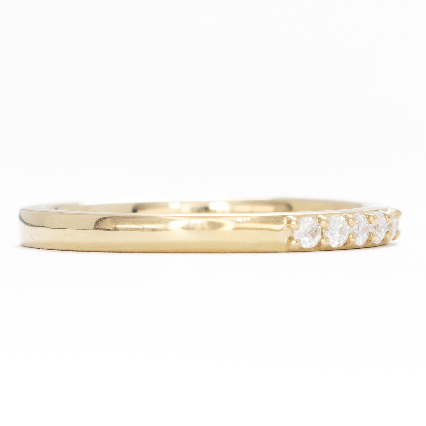 cynthia wedding band in yellow gold and moissanite