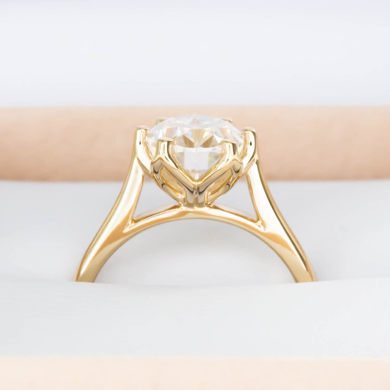 daphnis floral inspired engagement ring
