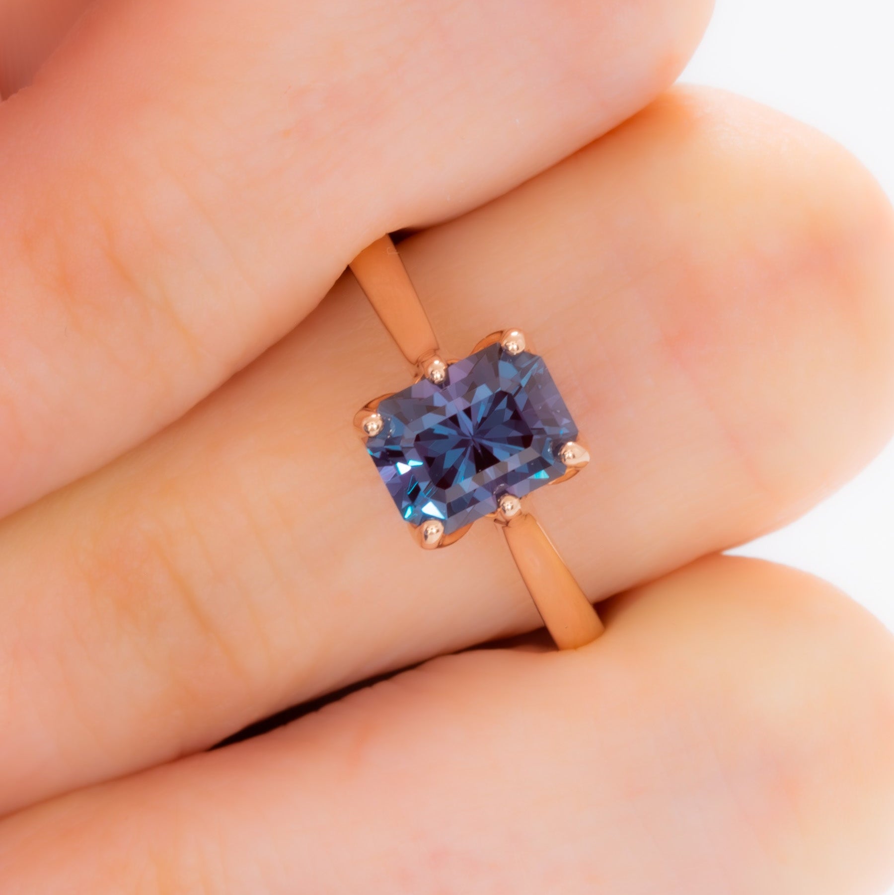 daphnis solitaire engagement ring with radiant cut lab alexandrite