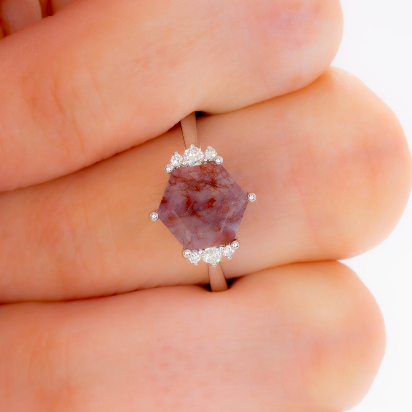 eclipse accented ring with red moss agate hex