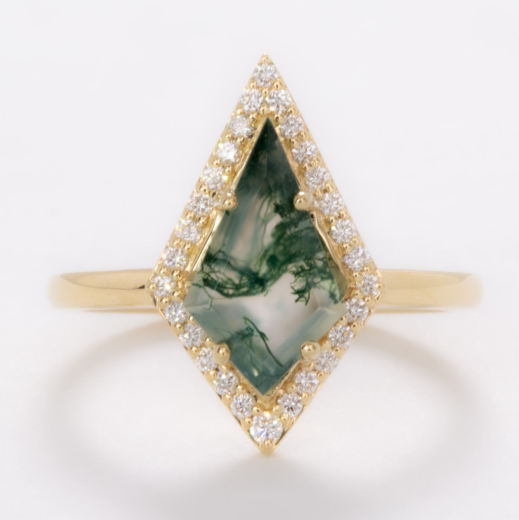 green moss agate kite halo ring in yellow gold
