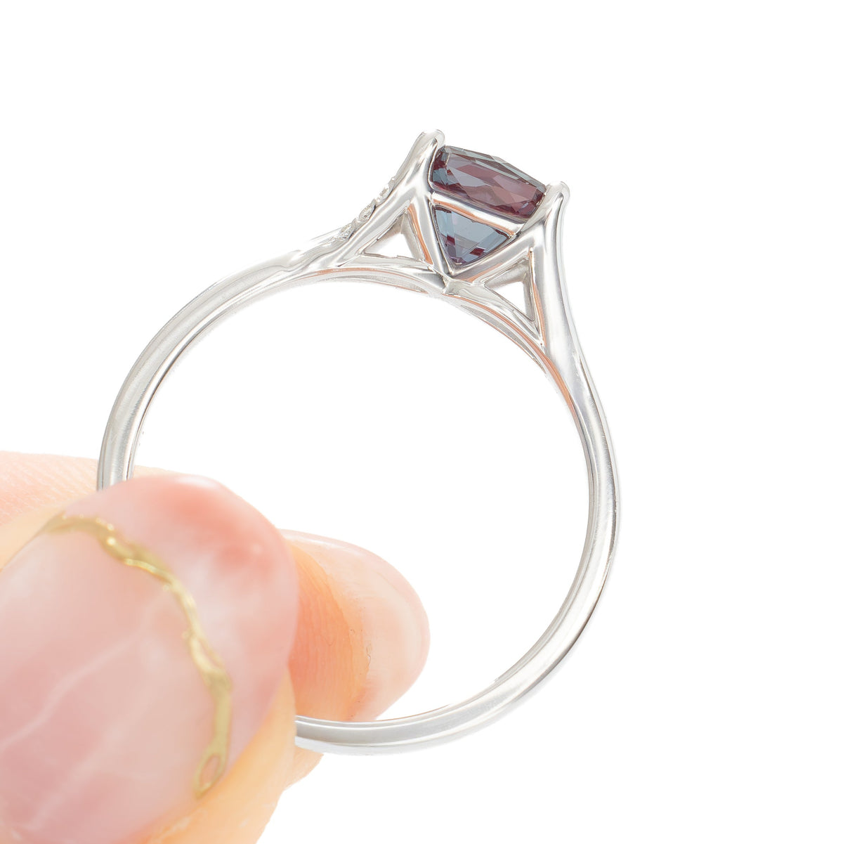 jada split shank solitaire in white gold with asscher lab alexandrite
