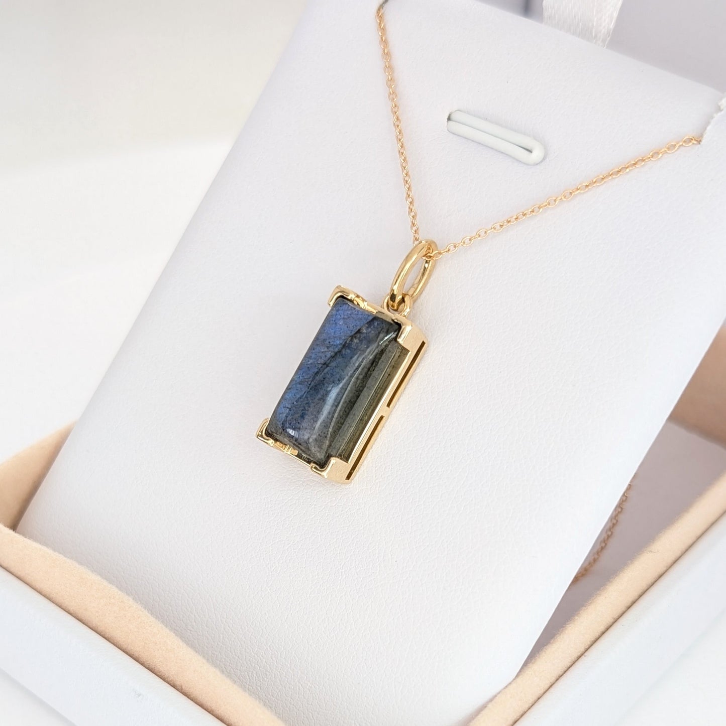 labradorite necklace in yellow gold