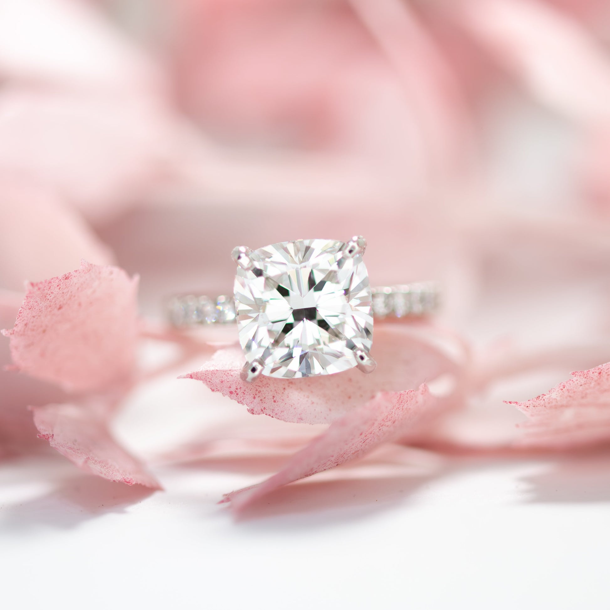 lottie ring lab diamond cushion in platinum