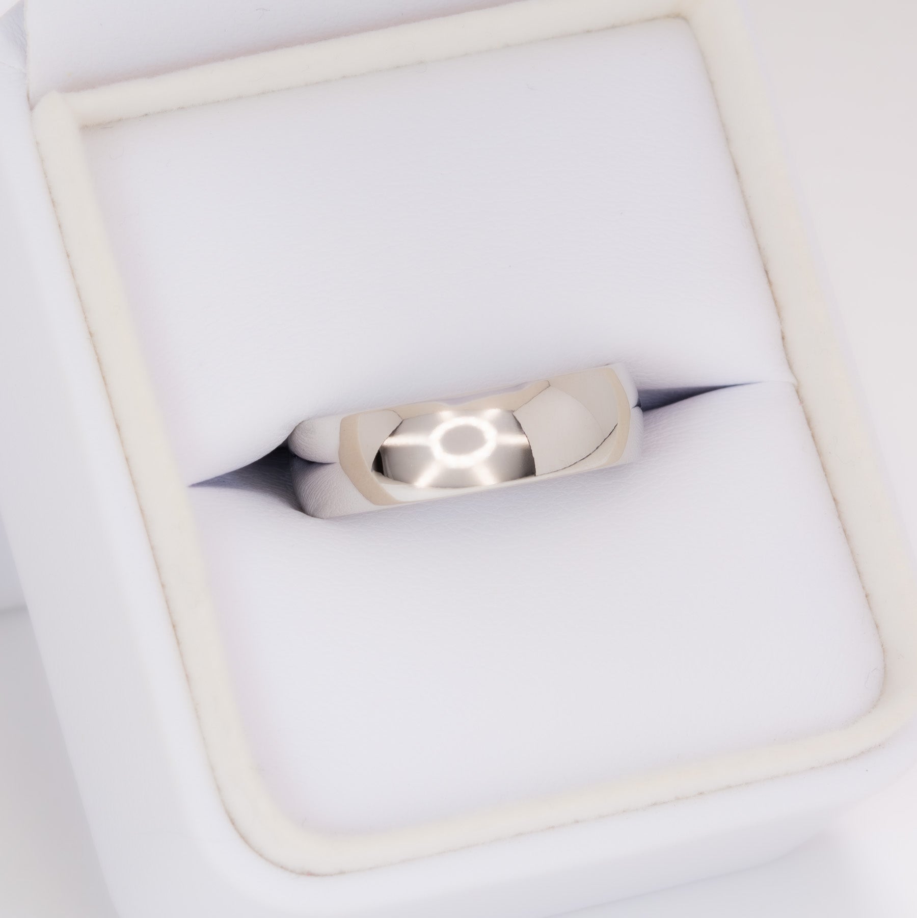 men's classic band in white gold