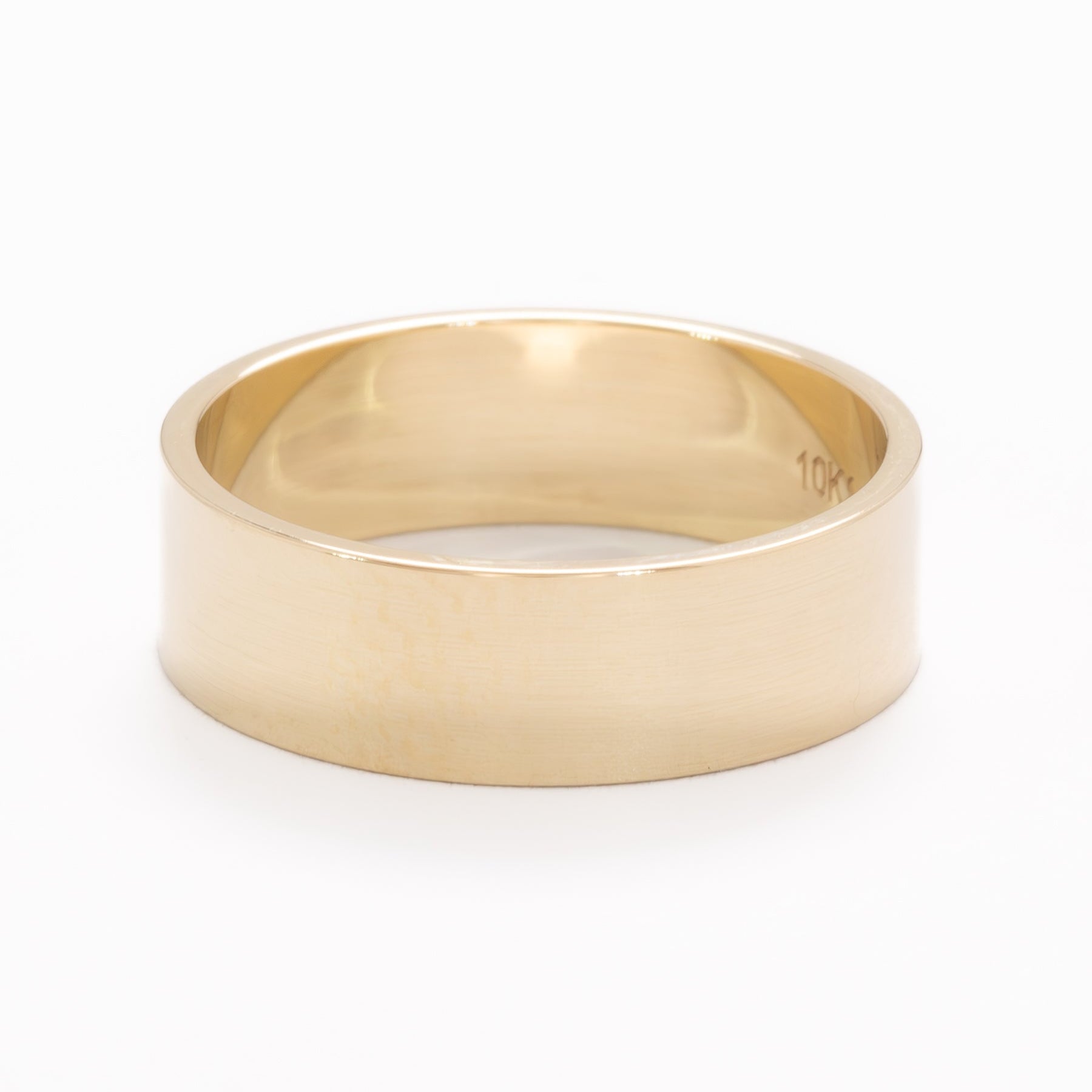 mens ultra l ight flat wedding band in yellow gold