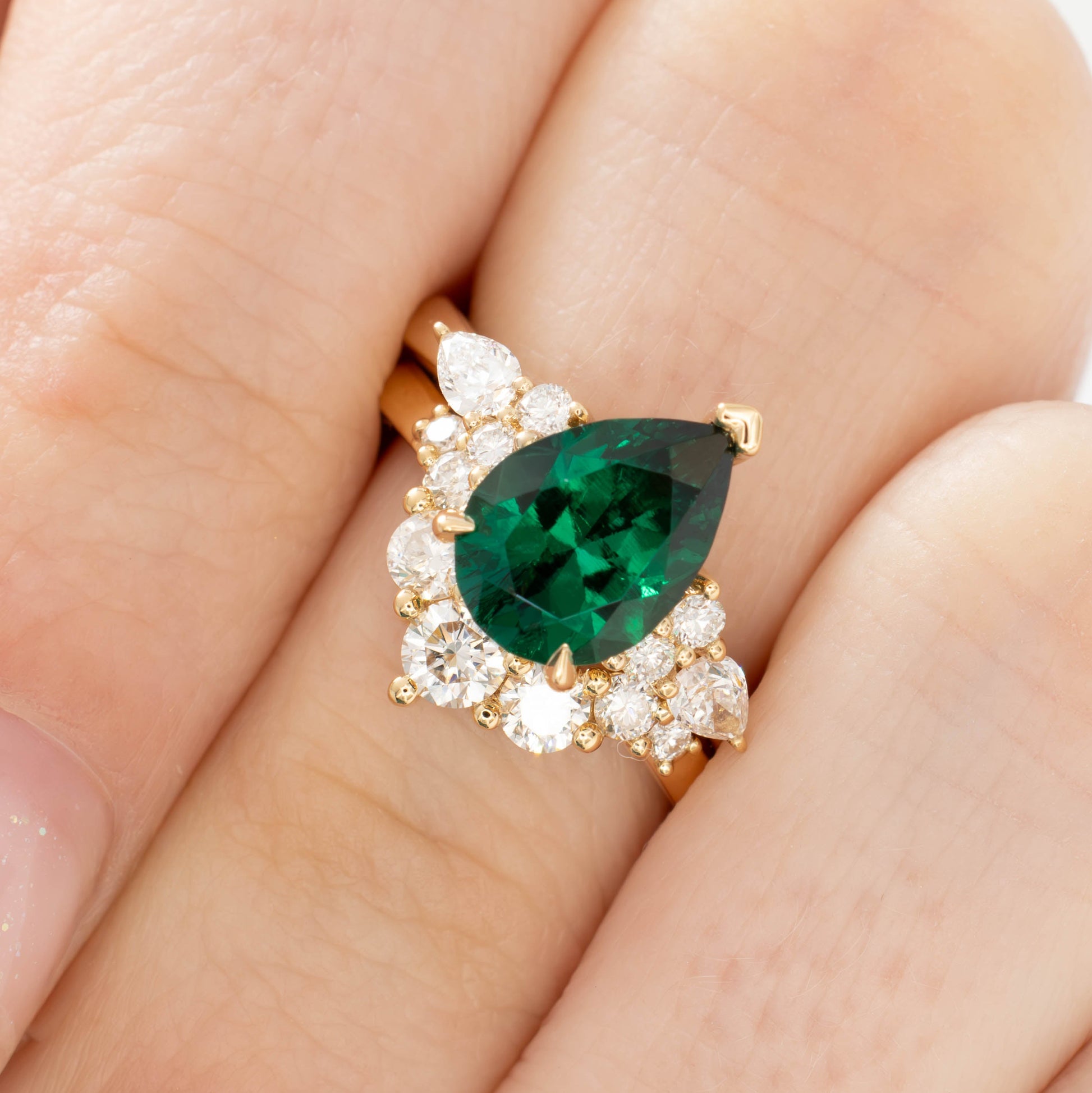 natalia wedding set in yellow gold with pear lab emerald
