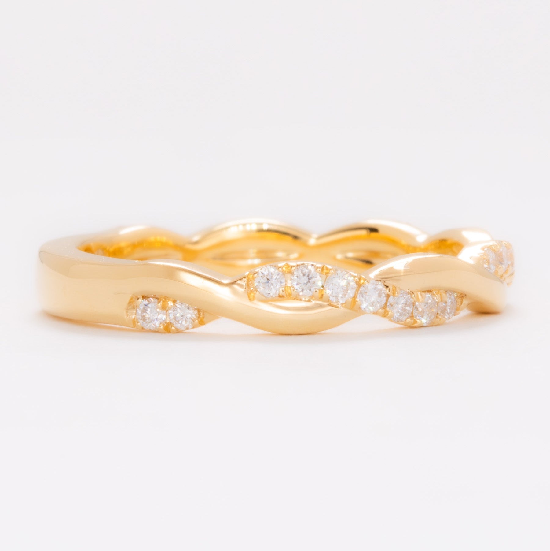 odette infinity band with lab diamonds in yellow gold