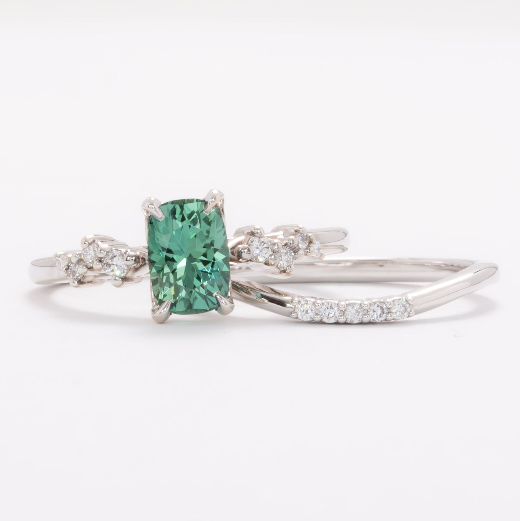 penelope wedding band in white gold and lab diamonds
