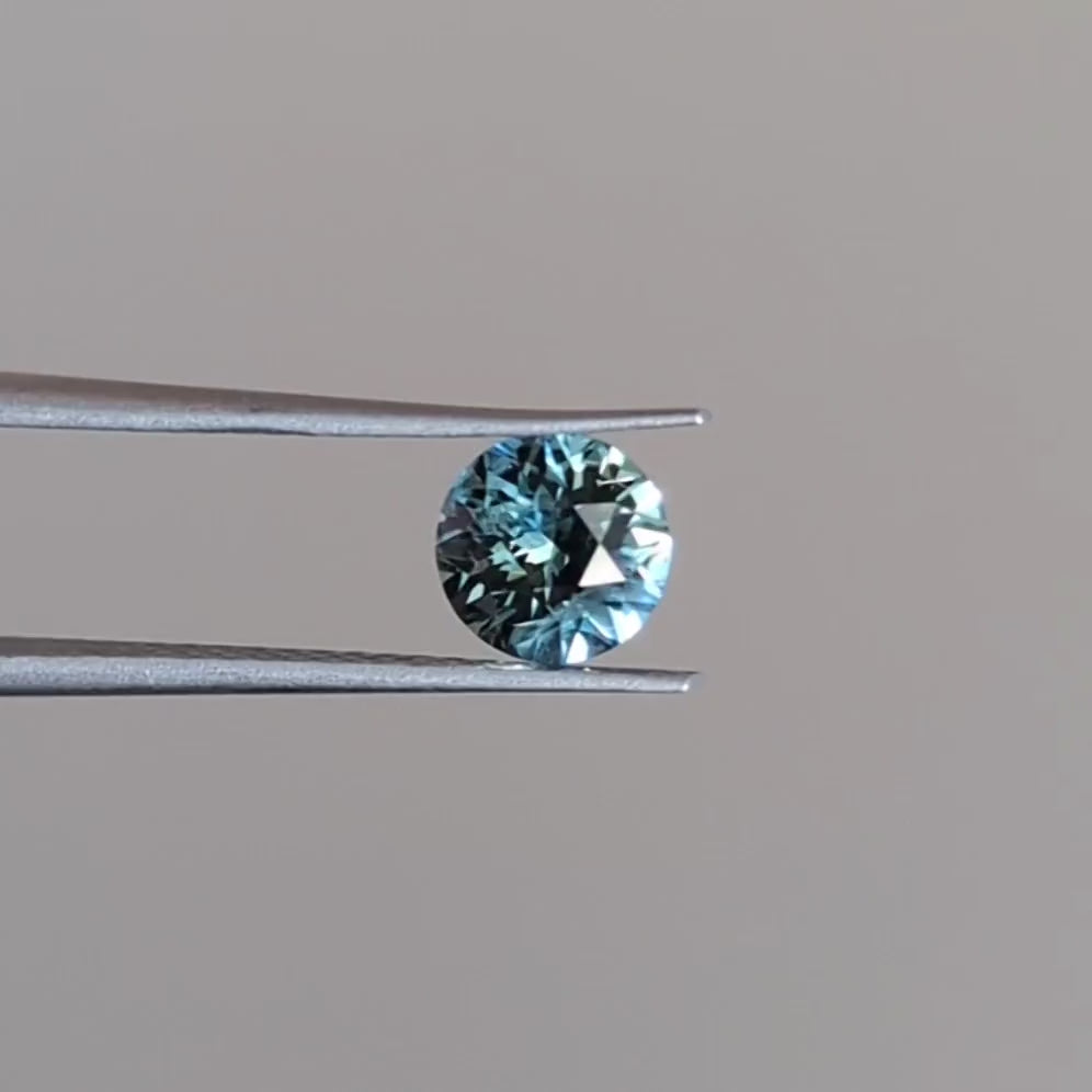 ms0146 light blue-green montana sapphire round