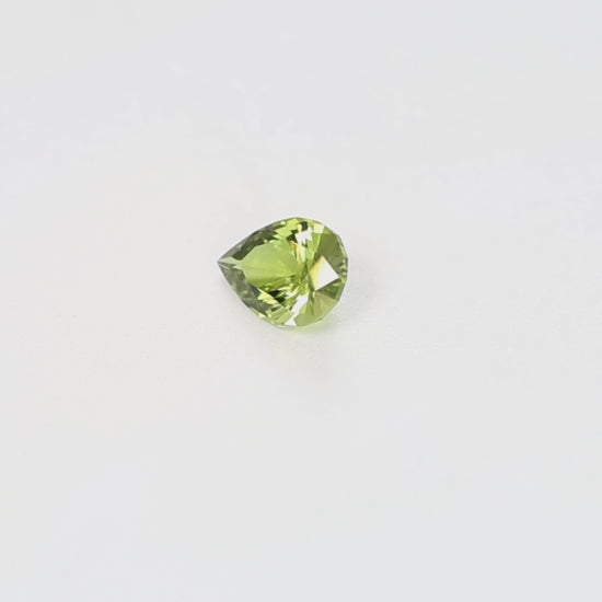 AU0138 0.62ct green-yellow eden pear australian sapphire