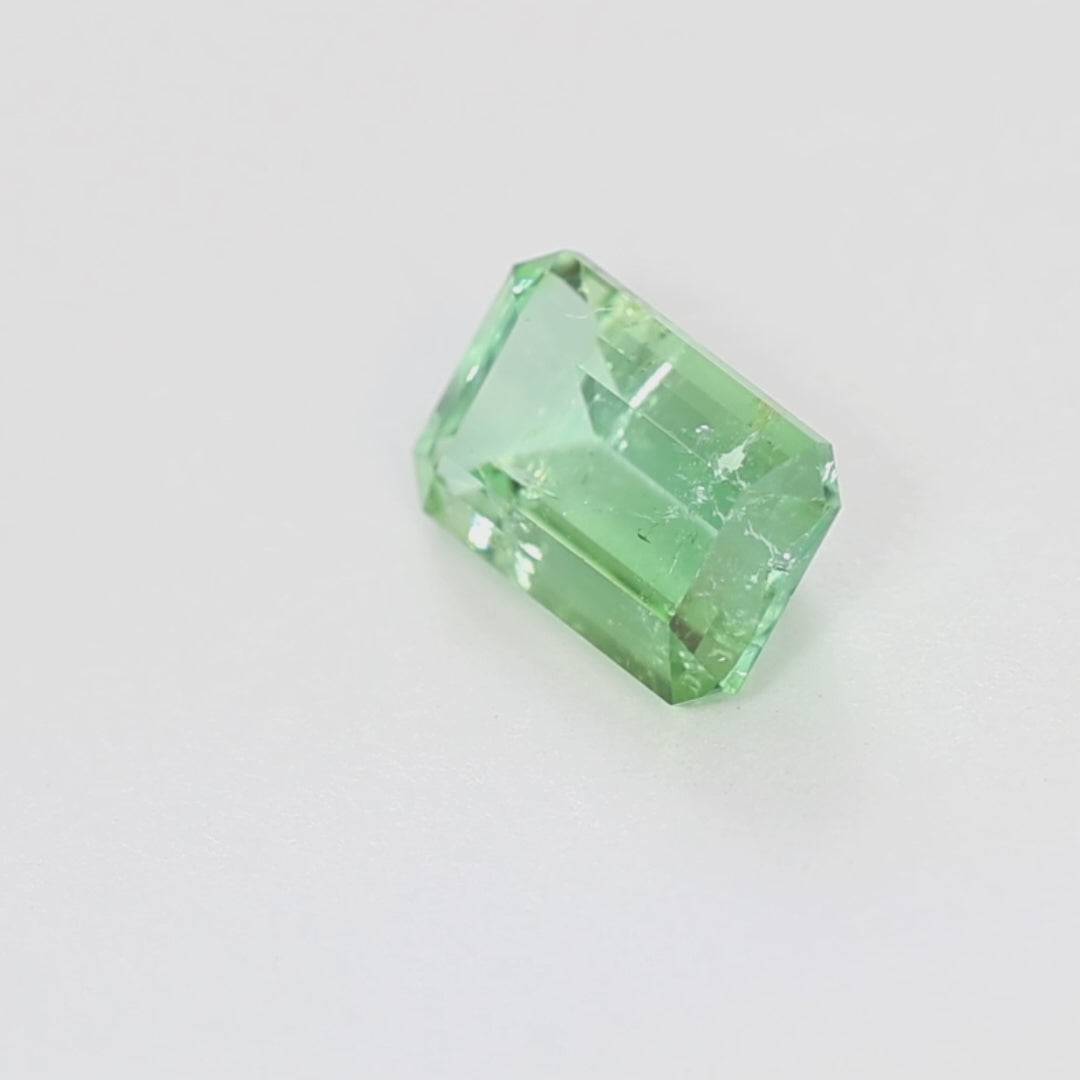 TL0116 2.50ct step cut green tourmaline