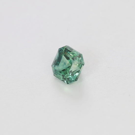 MS0170 1.65ct color change blue to green asscher montana sapphire