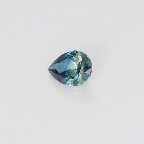 MS0248 0.97ct bi-color pear montana sapphire