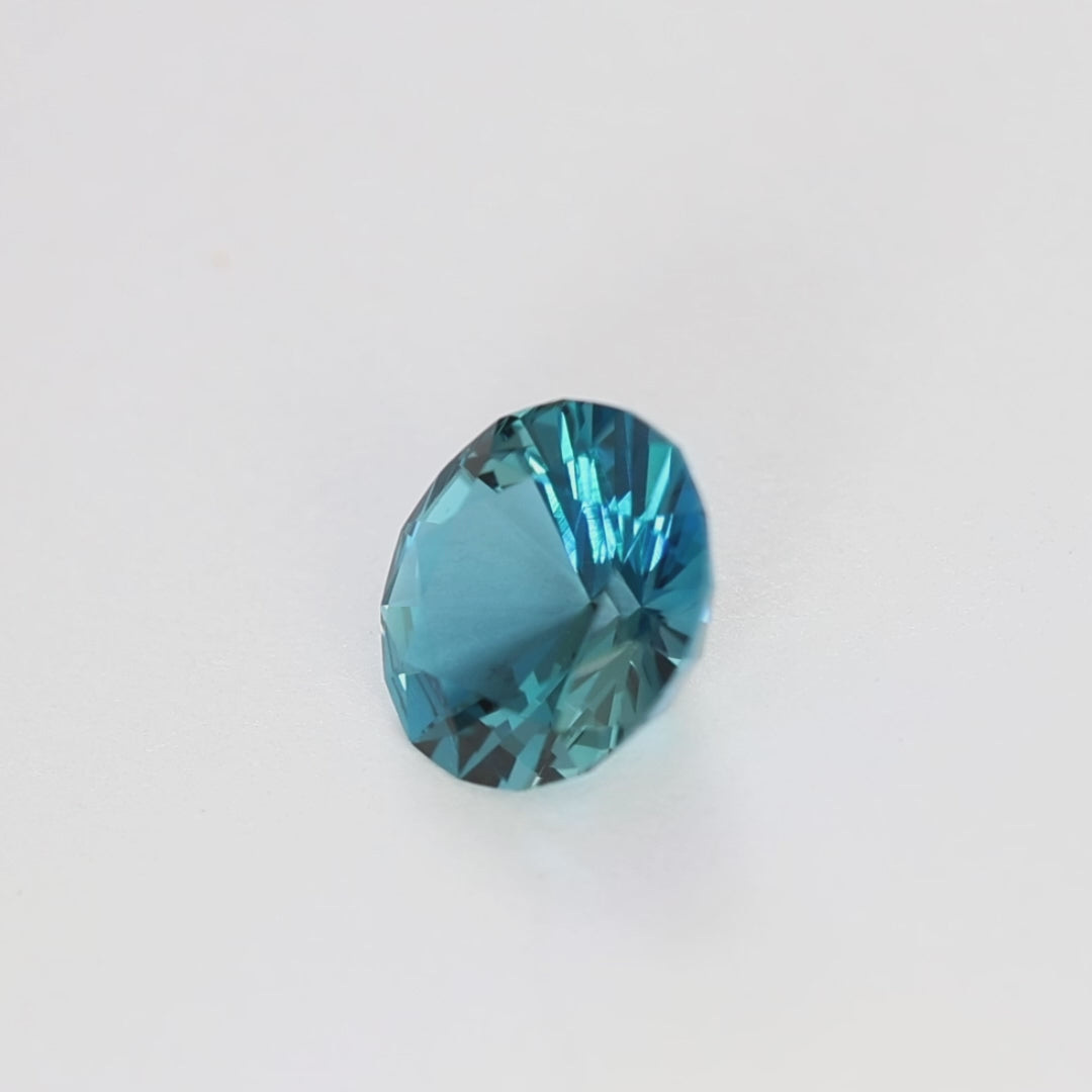 TZ0100 4.22ct dark swiss blue omni oval topaz