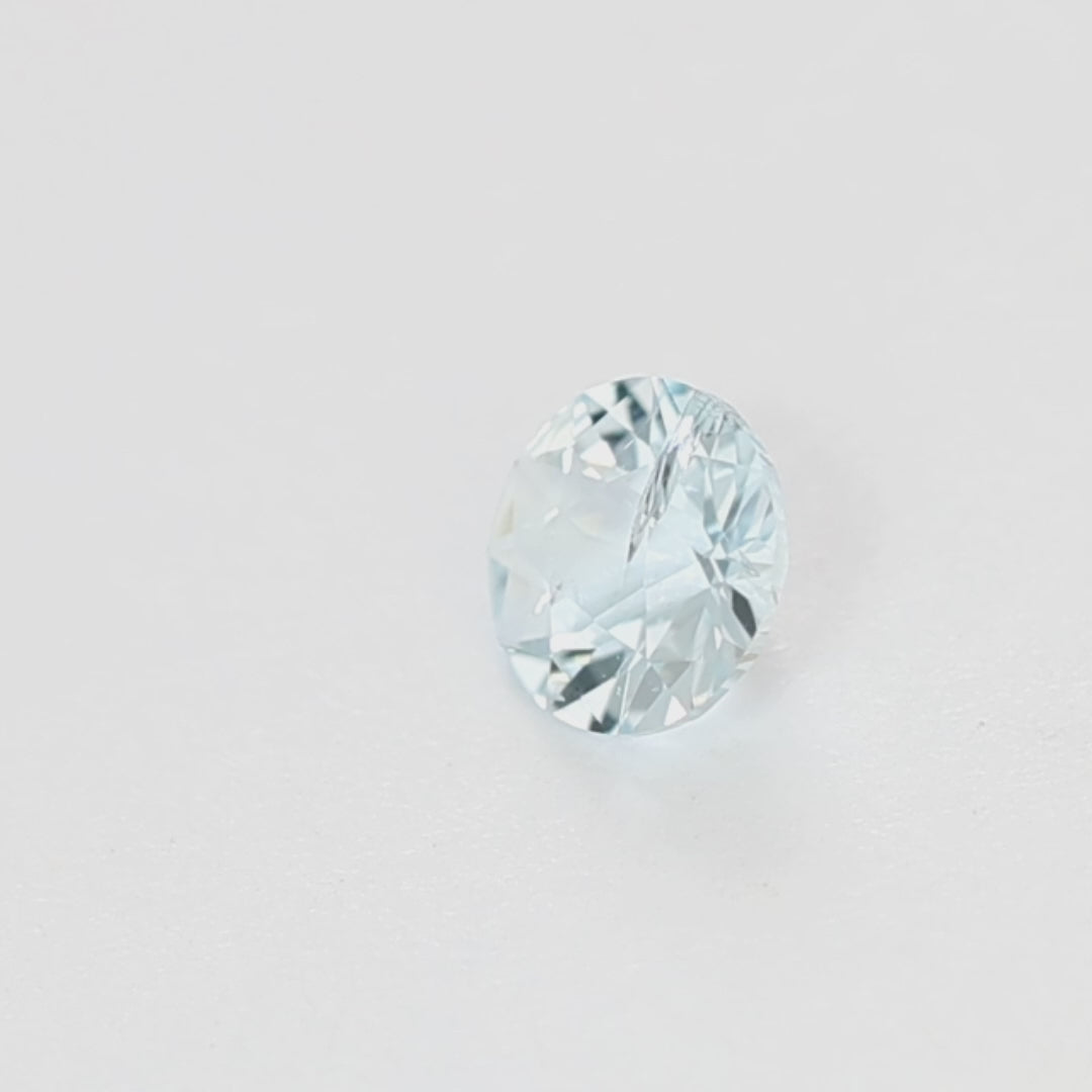 AQ0103 0.74ct stormlight round aquamarine