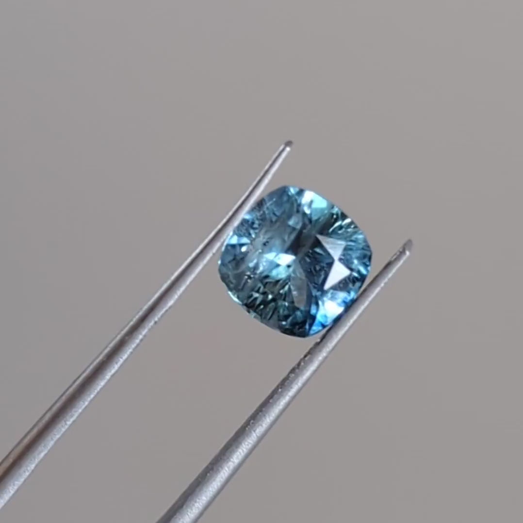 MS0151 blue montana sapphire cushion cut