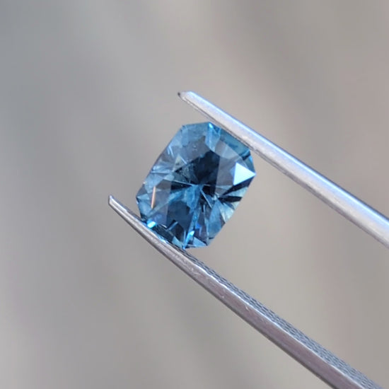 PSH0224 1.67ct blue radiant montana sapphire