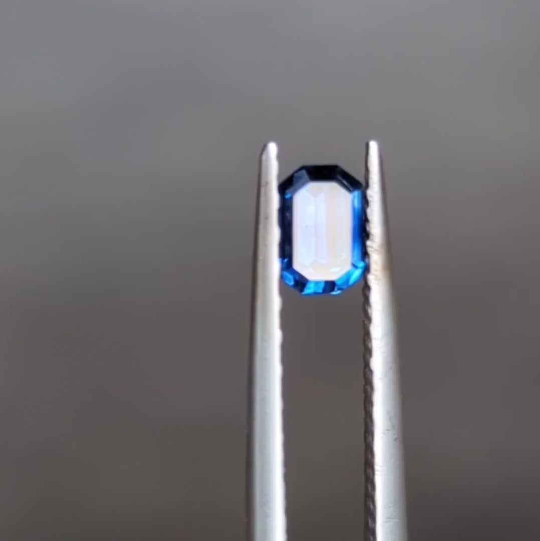 MS0116 vivid blue montana sapphire step cut