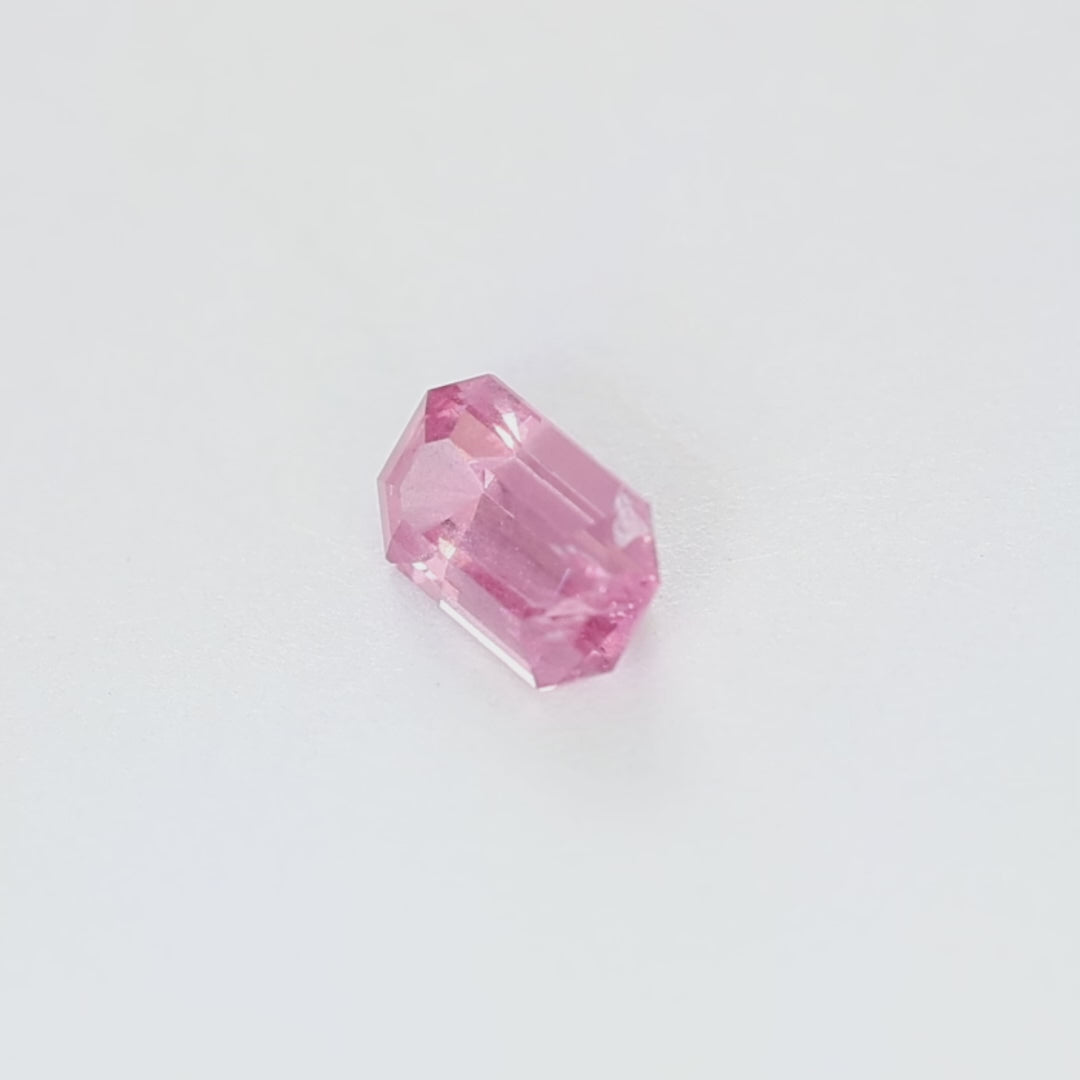 SP0101 1.14ct step cut pink spinel