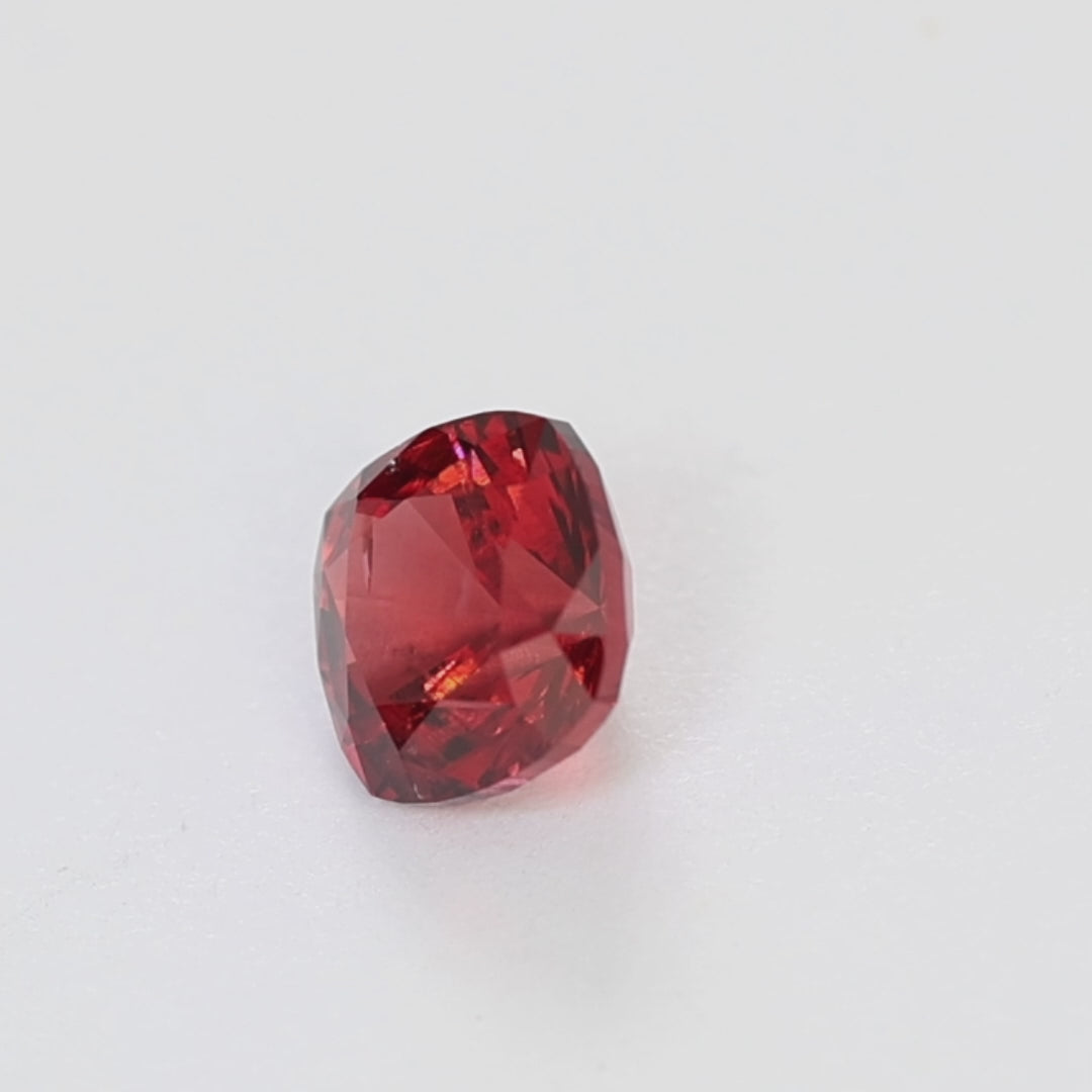 GR0124 2.14ct nova cushion red malaya garnet