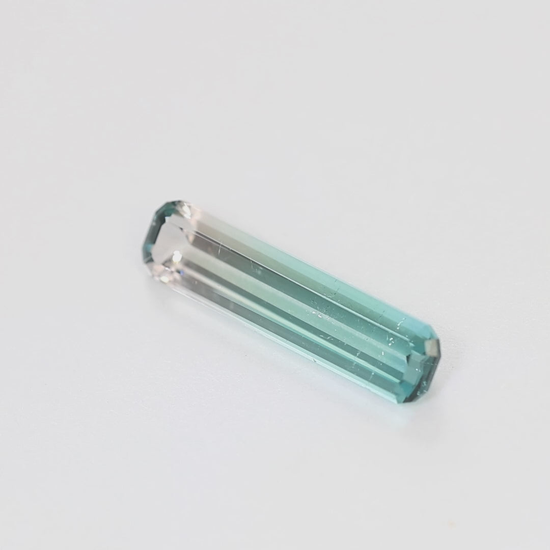 TL0107 3.29ct bi-color pink blue white bar cut tourmaline