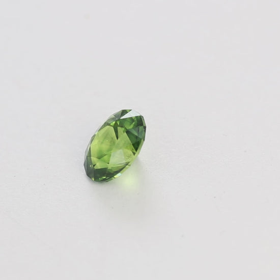 AU0149 1.50ct green-yellow antique oval australian sapphire