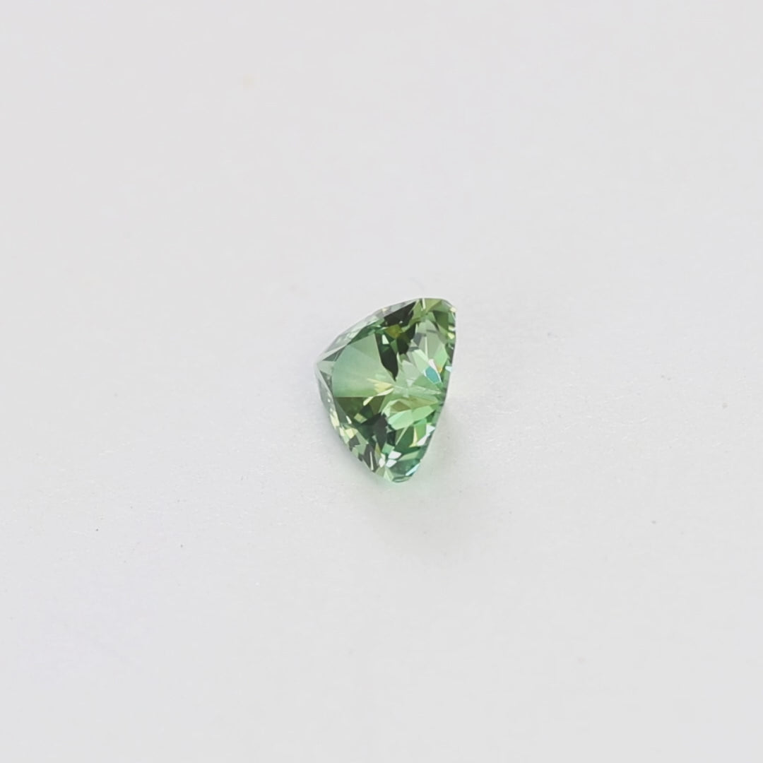 AU0148 1.00ct green tachyon trillion australian sapphire