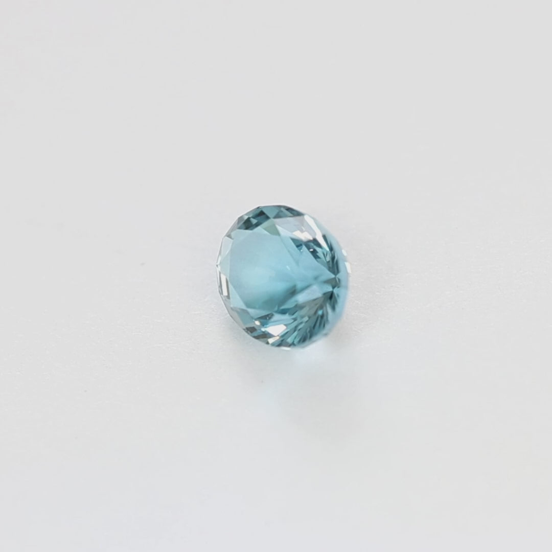 TZ0101 1.70ct light london blue omni oval topaz
