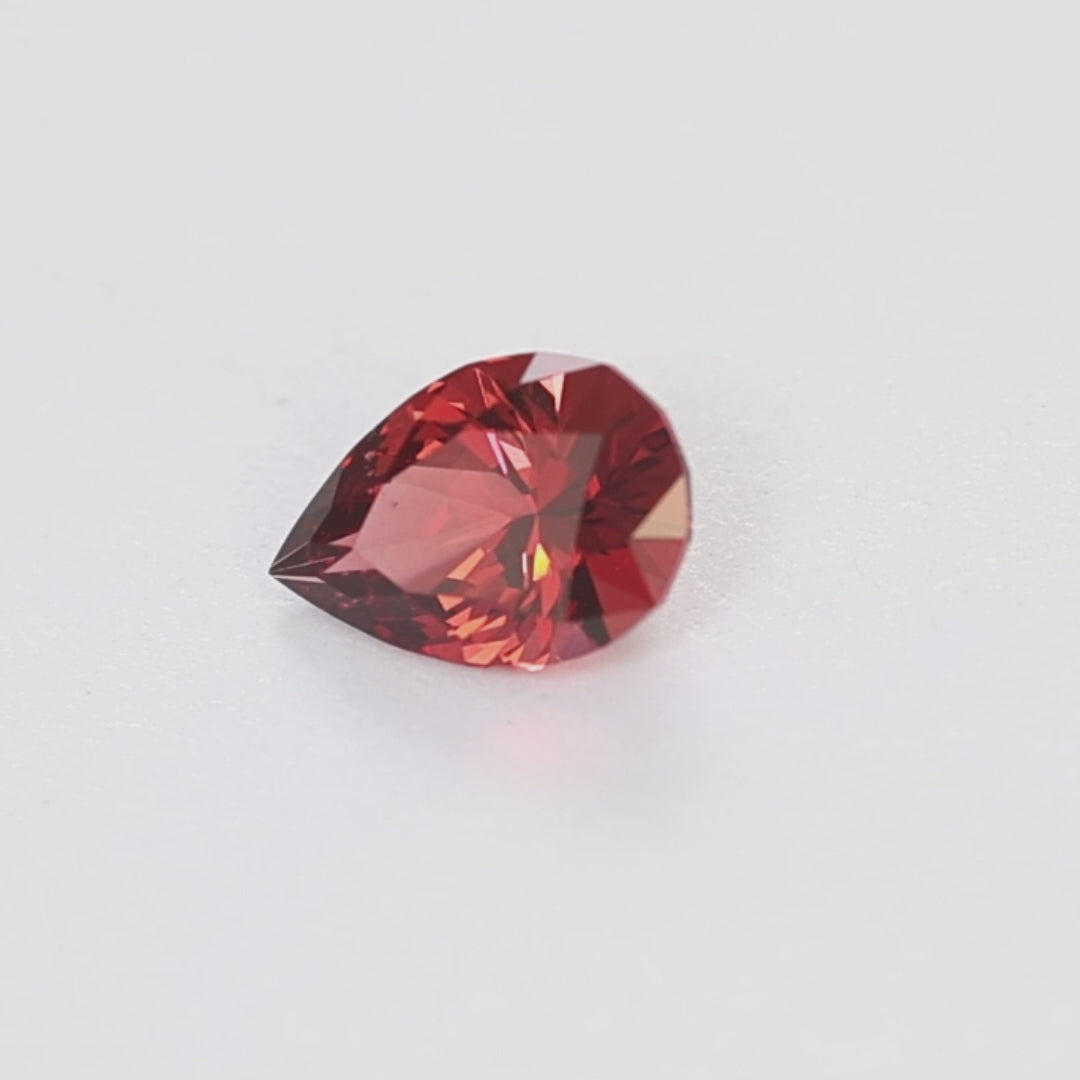 GR0128 1.32ct eden pear red malaya garnet