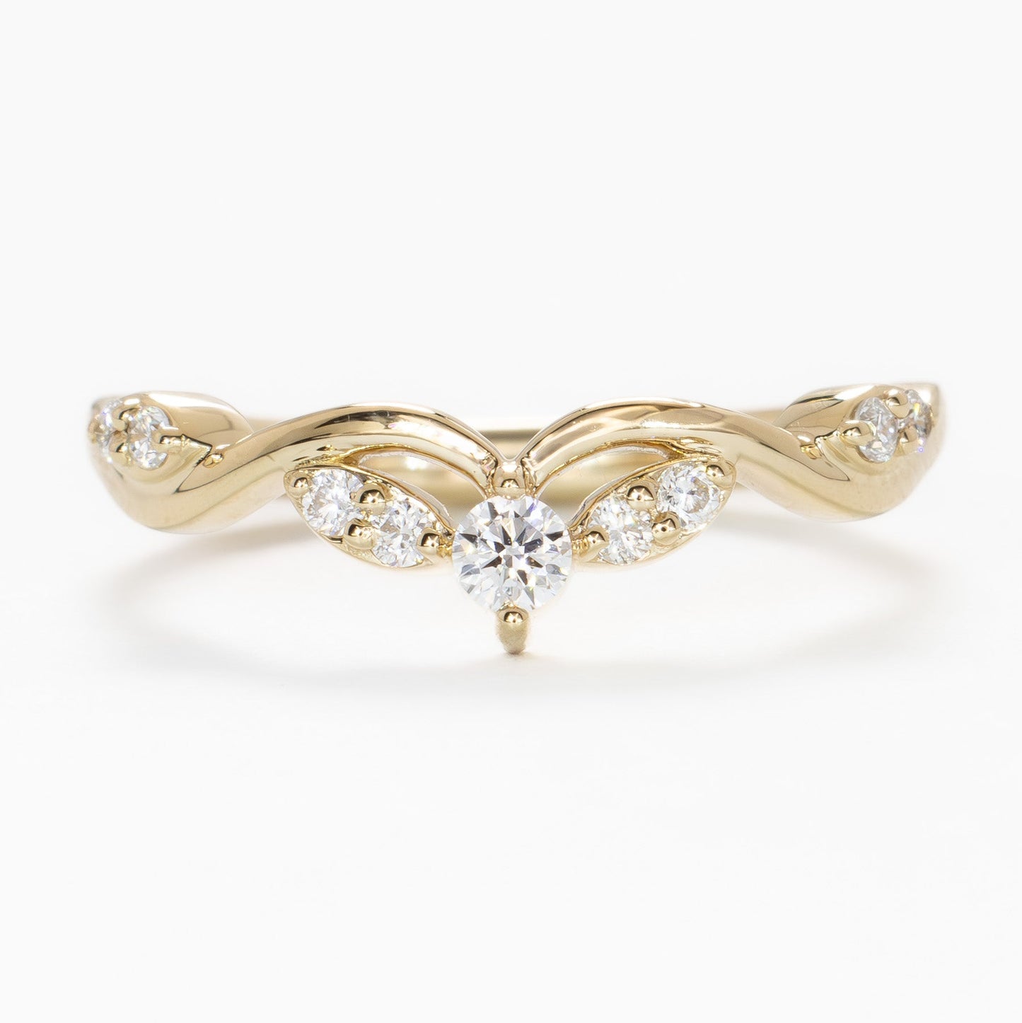 sorina wedding band in yellow gold with lab diamonds
