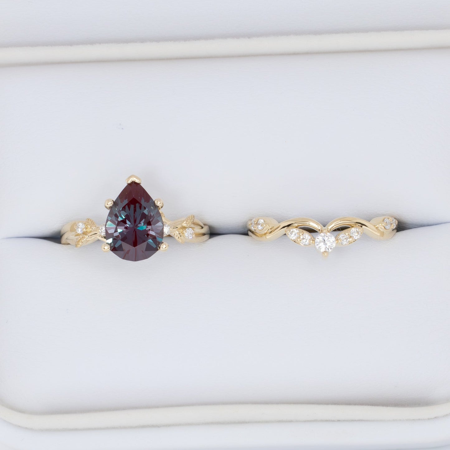 sorina wedding band in yellow gold with lab diamonds