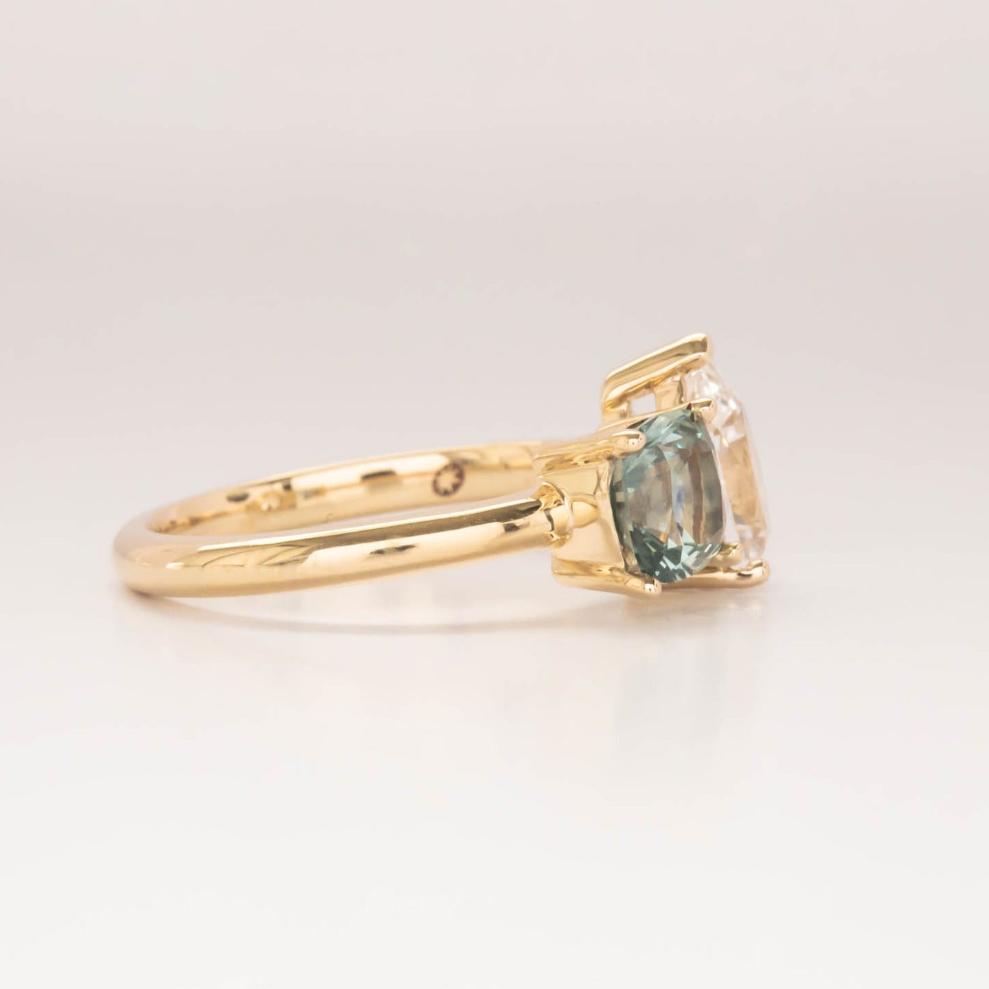 toi et moi montana sapphire and lab sapphire engagement ring
