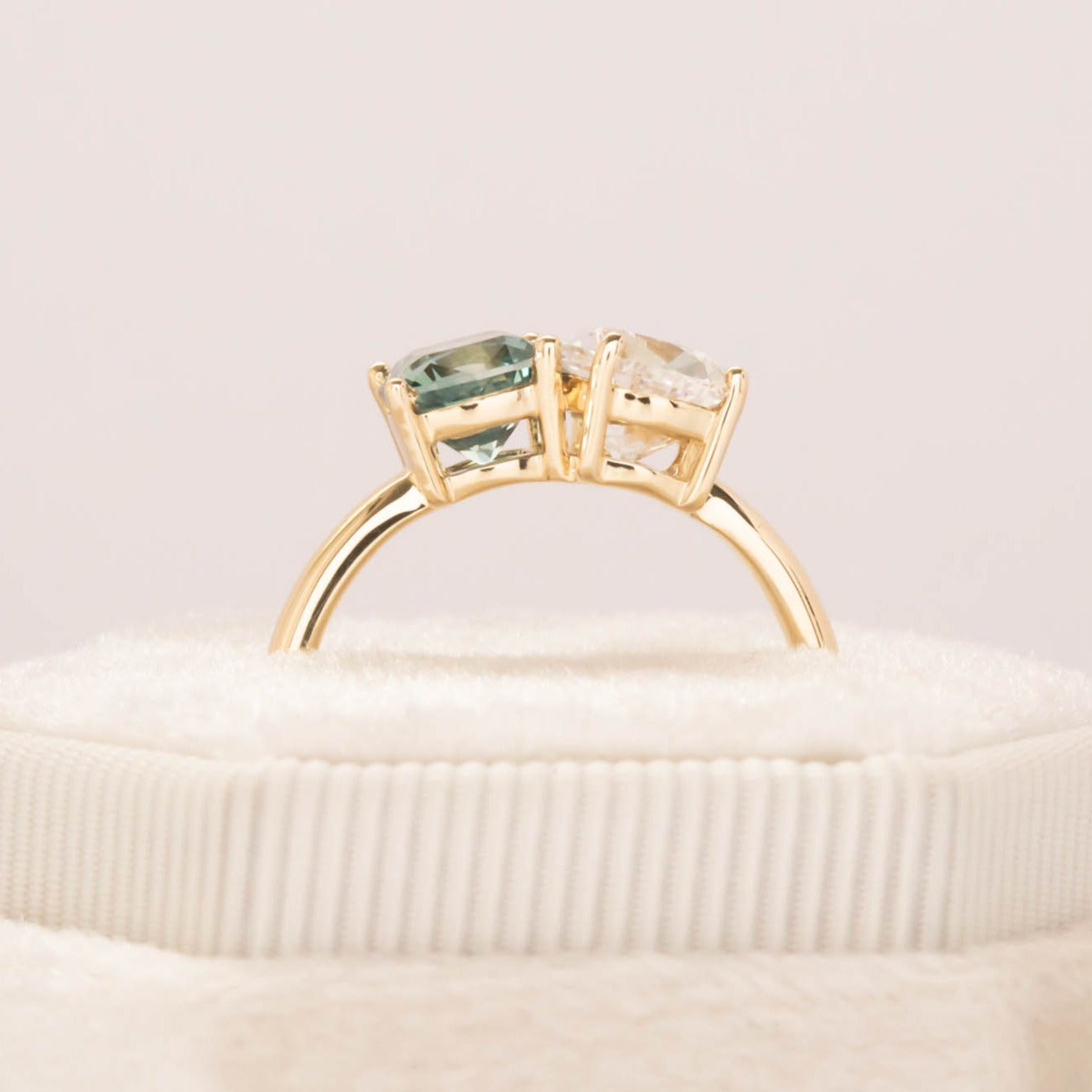 toi et moi montana sapphire and lab sapphire engagement ring